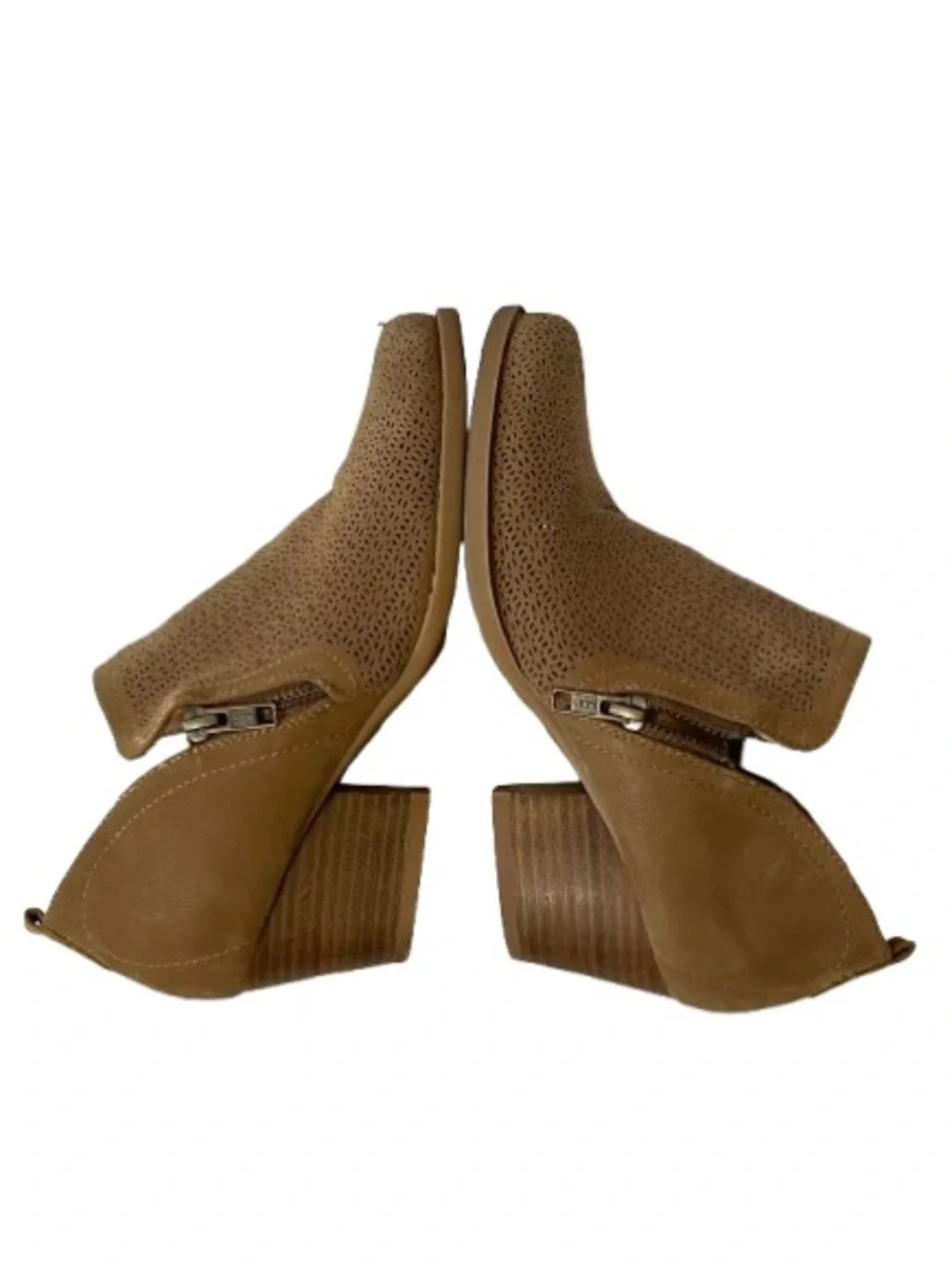 Baretraps Rianne Cognac/Tan Perforated Suede Ankle Booties Casual Bohemian